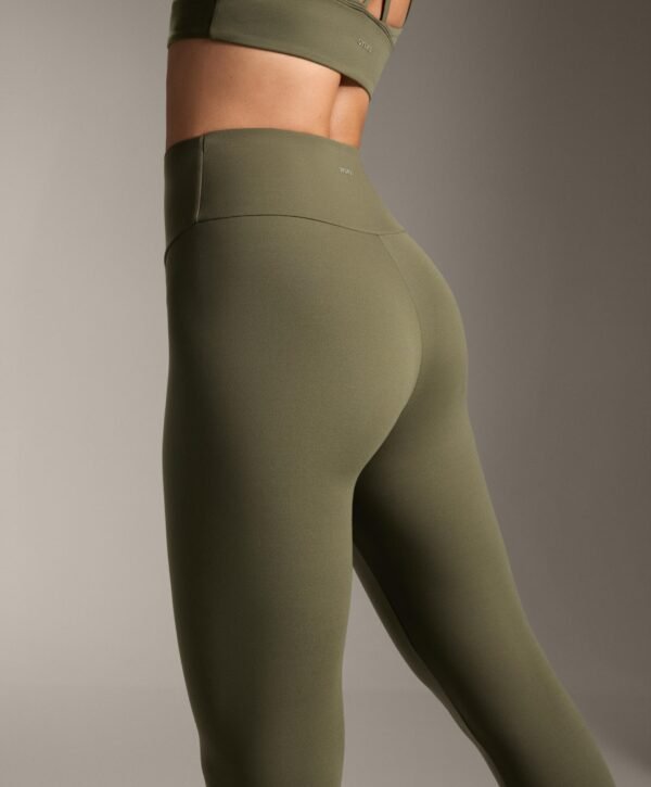 لگ ورزشی زنانه